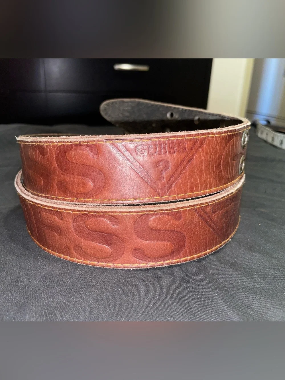 Men's Guess Classic Brown Leather Belt with Double Prong Brass Buckle